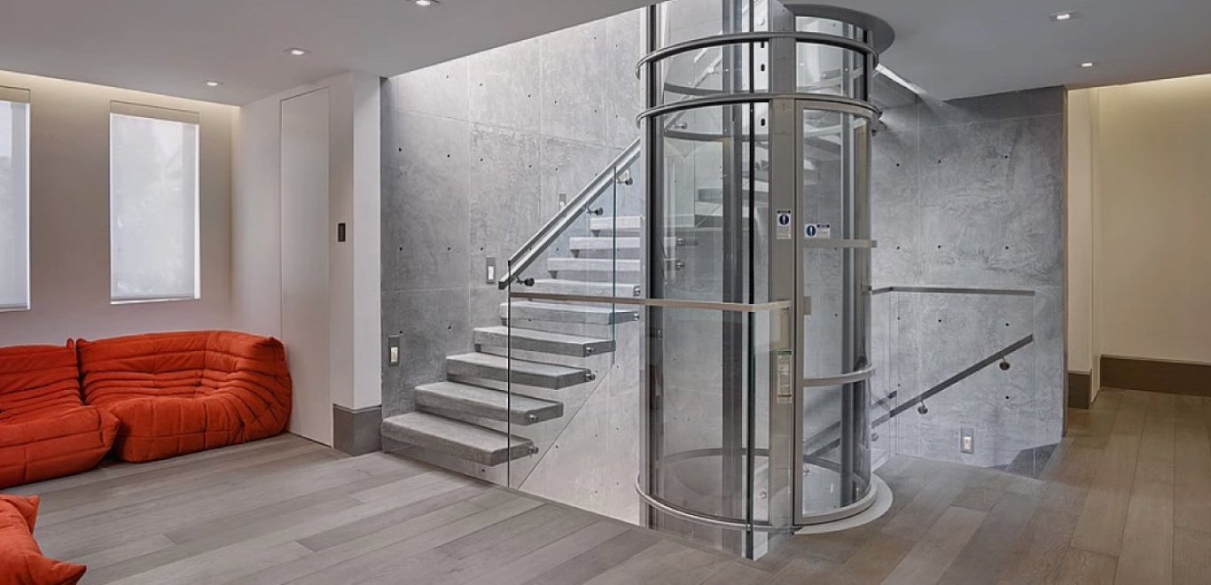 THANG MÁY LỒNG KÍNH