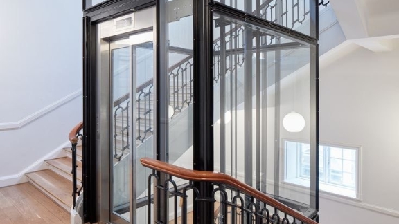 Lắp thang máy cho nhà phố 3 tầng